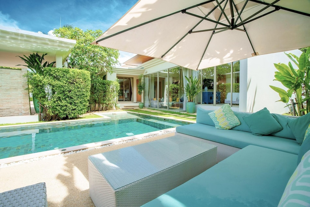 Stylish 3BR Pool Villa, Bang Tao + Airport Shuttle