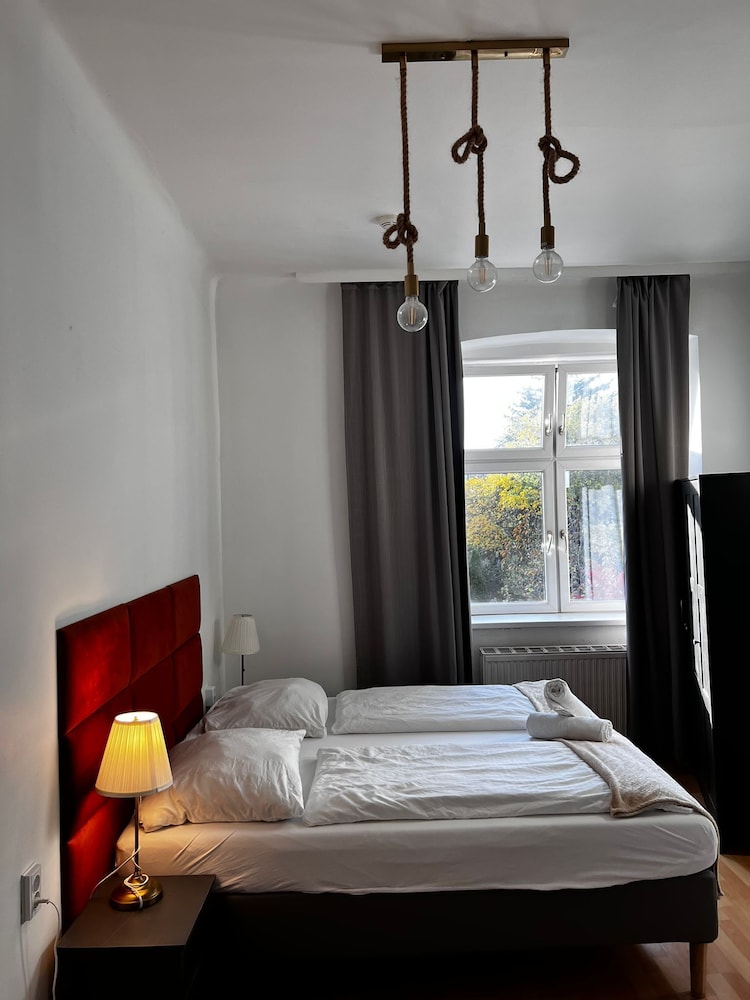 Cozy 2BR Apartment Near Schöpfwerk