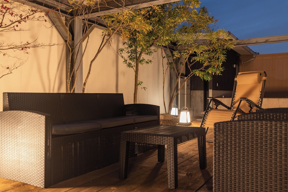 Bijou Suites AI PREMIUM