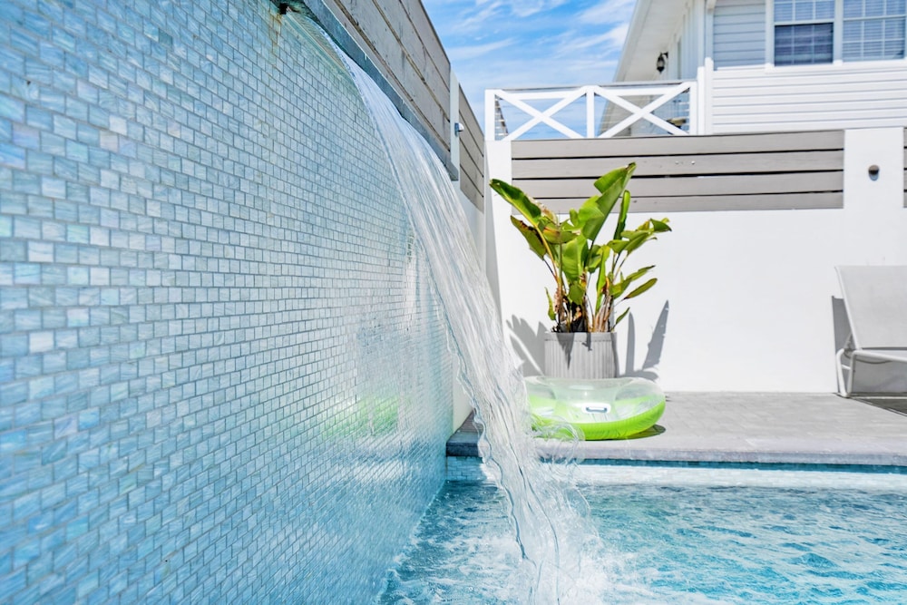 Your Summer Haven Pool Games Near Beach
