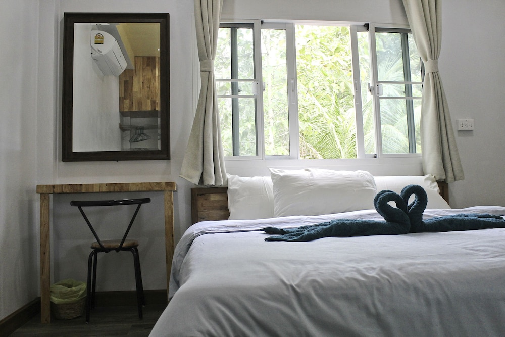 Phangan Green Village