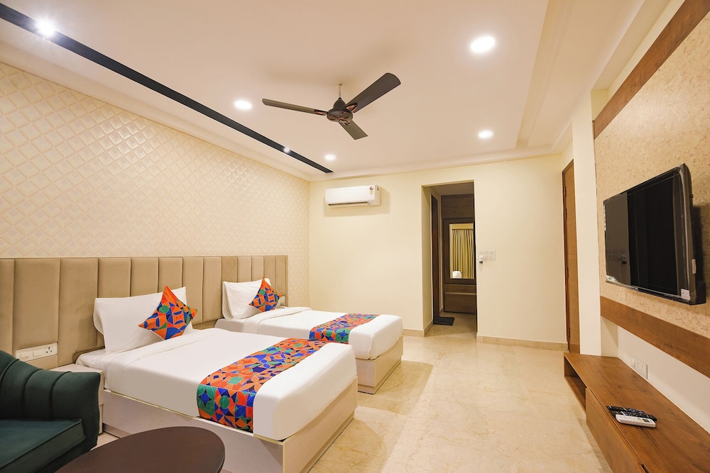 FabHotel Hygge Stay