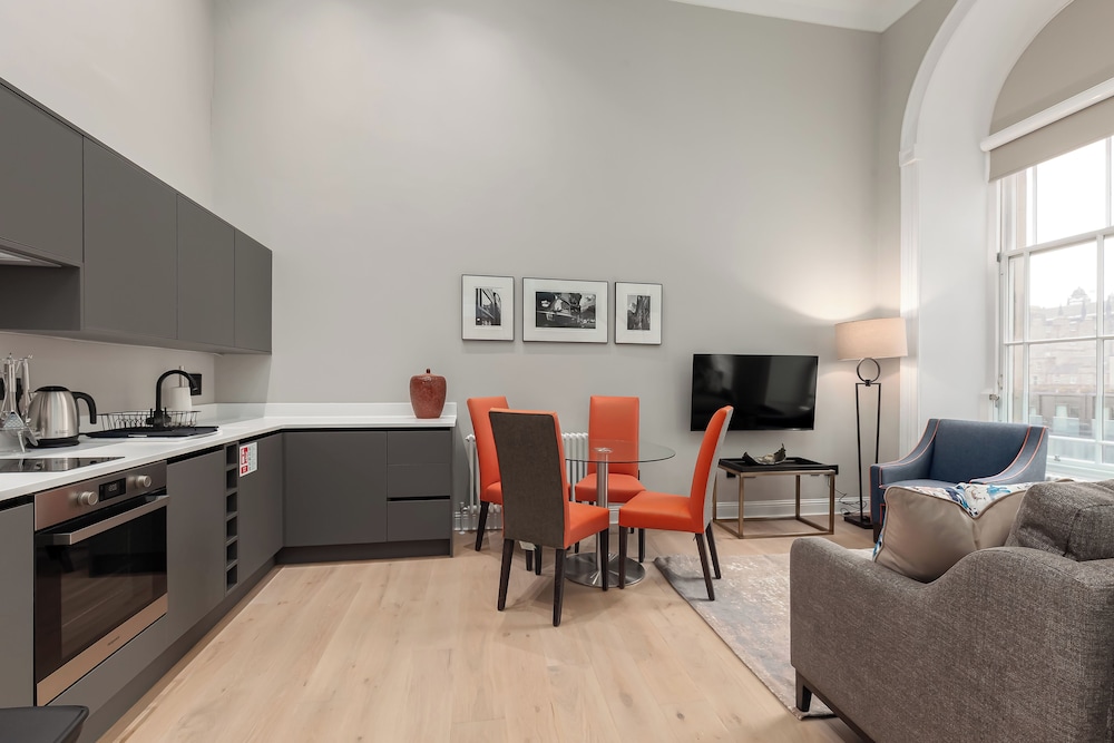 Destiny Scotland George IV Apartments