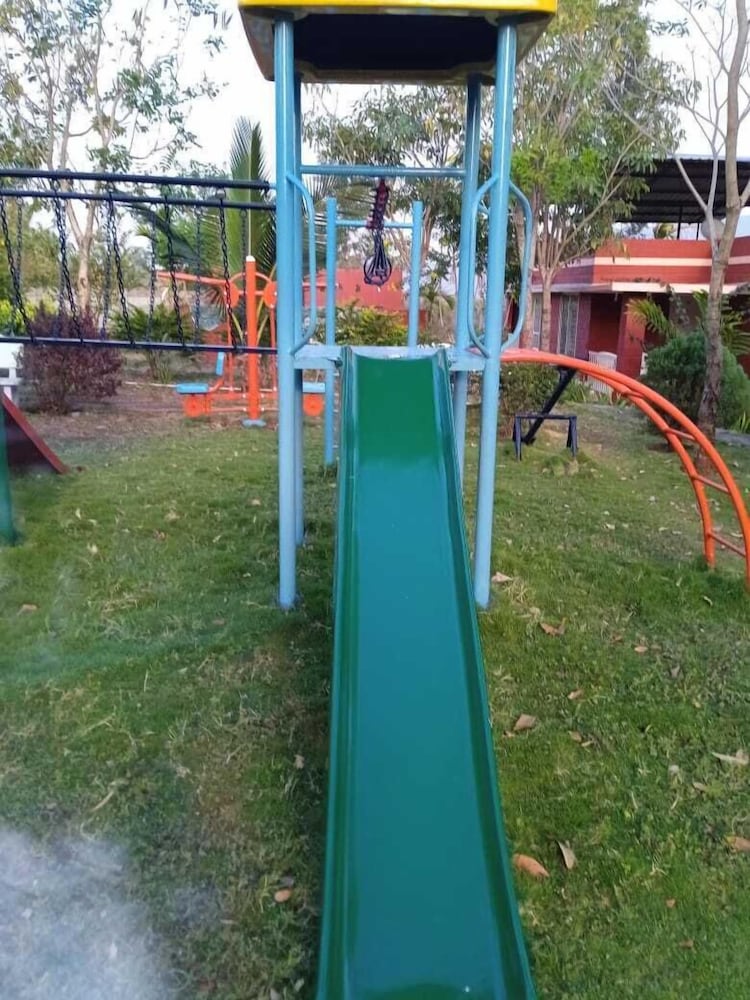 Golden Hill Resort
