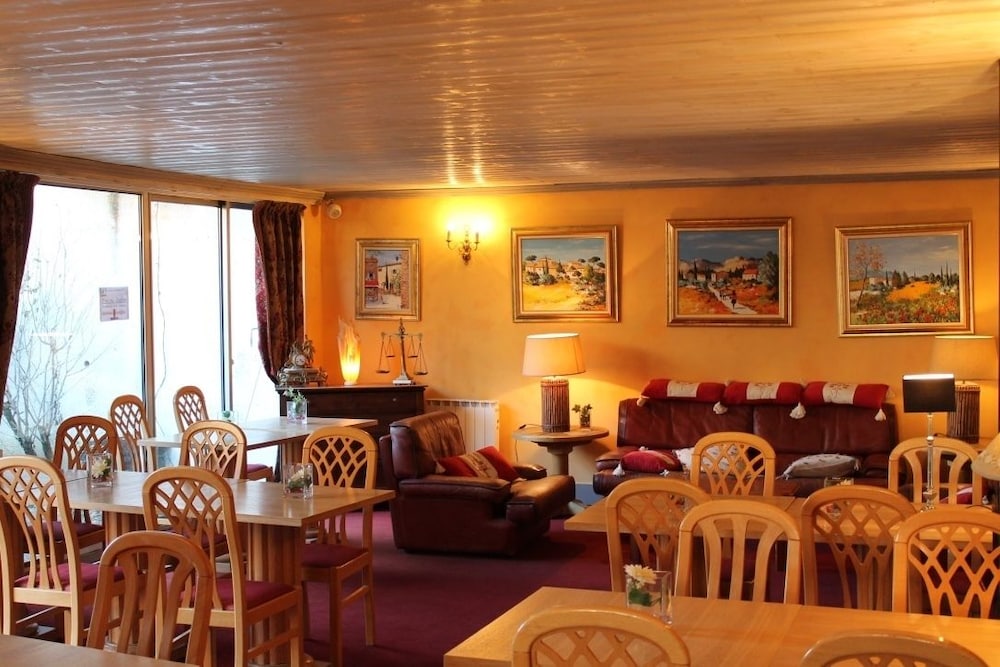 Brides-les-Bains Vacations - Hotel Le Verseau - Property Image 1