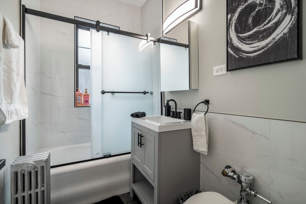 Spacious 4BR - Chase 1E
