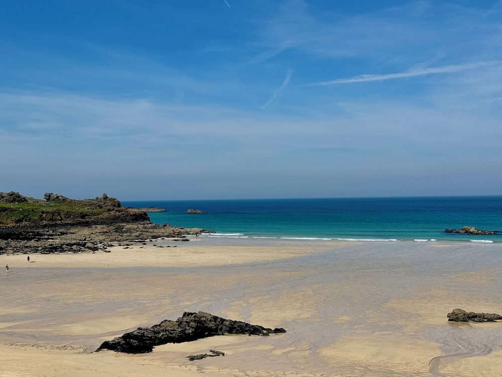 Uno Carbis Bay