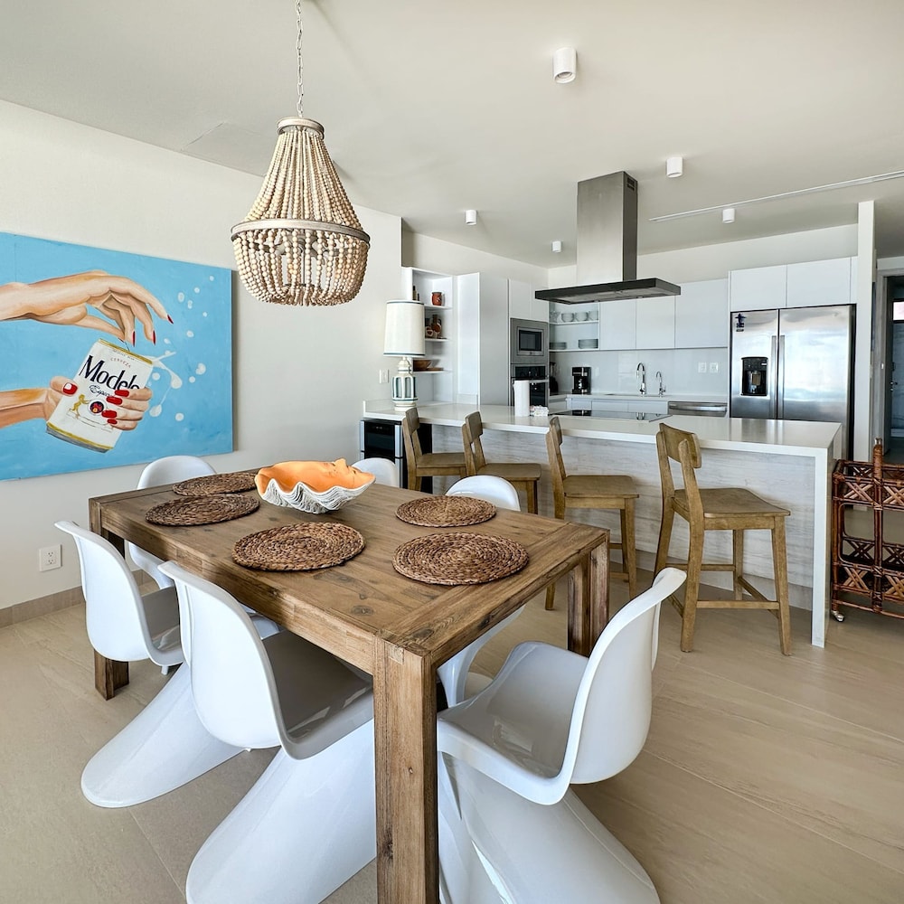 Has it all Beachfront Retreat With Stunning Views