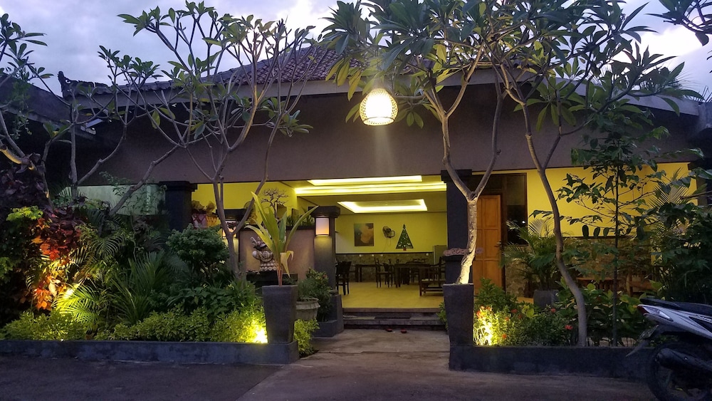 Doubleyou Home Stay Pemuteran
