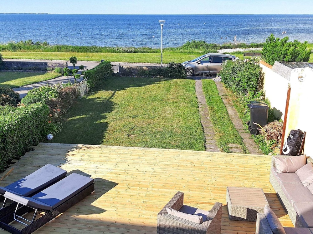 Seaside Retreat in Bandholm-by Traum