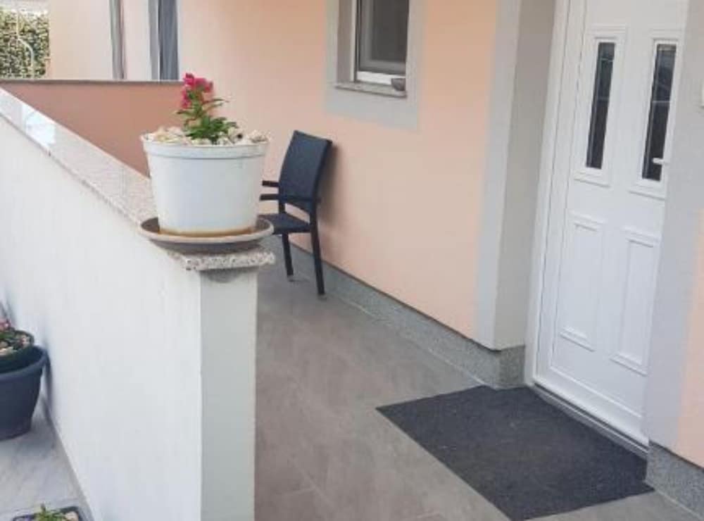 Modern Apartments in Zadar With Private Terrace