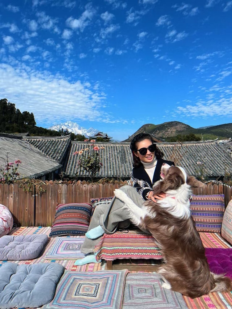 Yiyuan Snow Mountain View Historical Naxi House - Lijiang Old Town Mufu branch