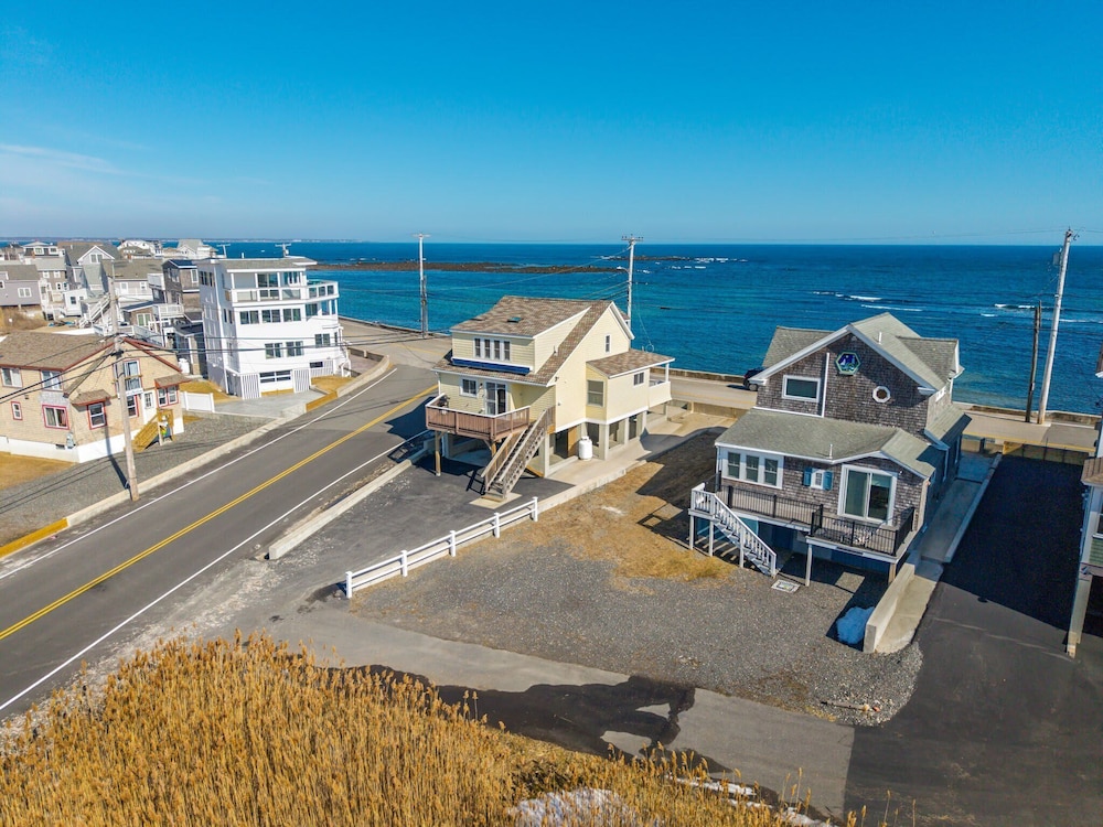 Oceanfront Front Porch Back Deck Kitchen