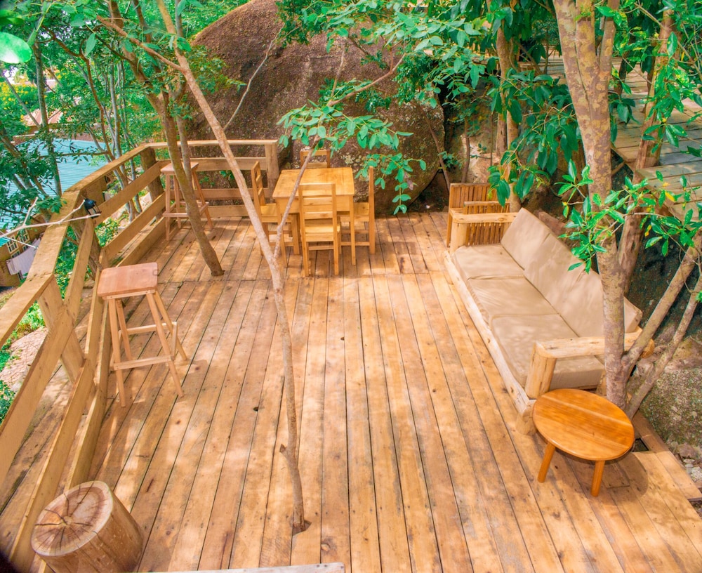 Aika Sunrise Treetops Home
