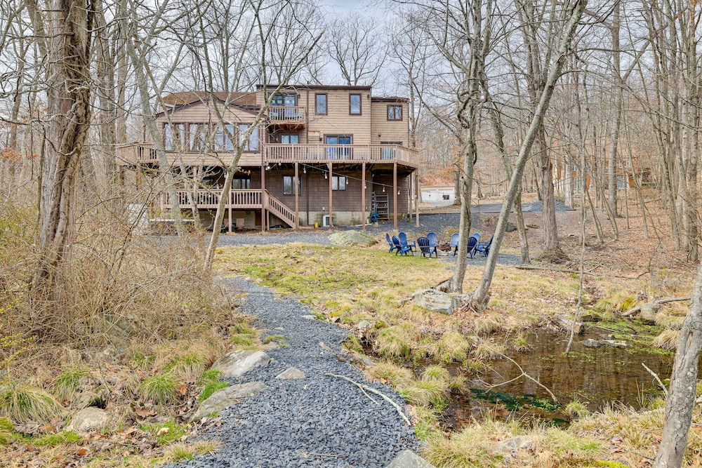 Lakefront East Stroudsburg Home w/ Hot Tub + Deck! view 3