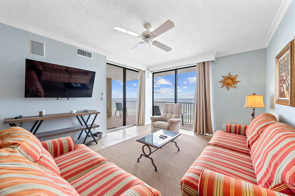 Romar Place 705