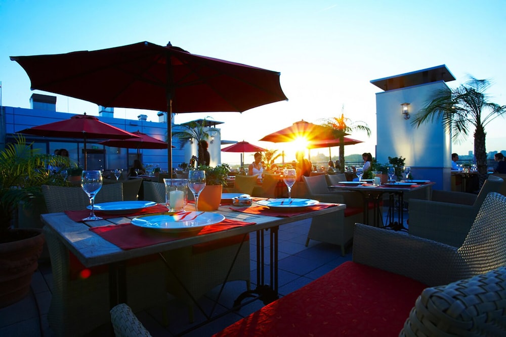 Hotel Esperanto - Property Image 3