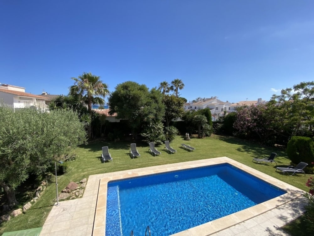 Th11 Villa in Cambrils con Piscina