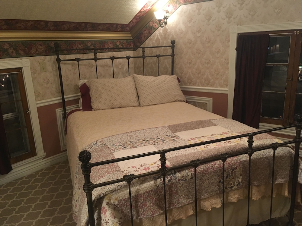 Frisco Lodge
