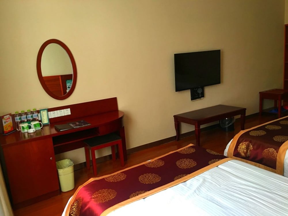 GreenTree Inn JiangSu YanCheng JianHu ShangGang Bus Station Freeway 204 Express Hotel - Property Image 51