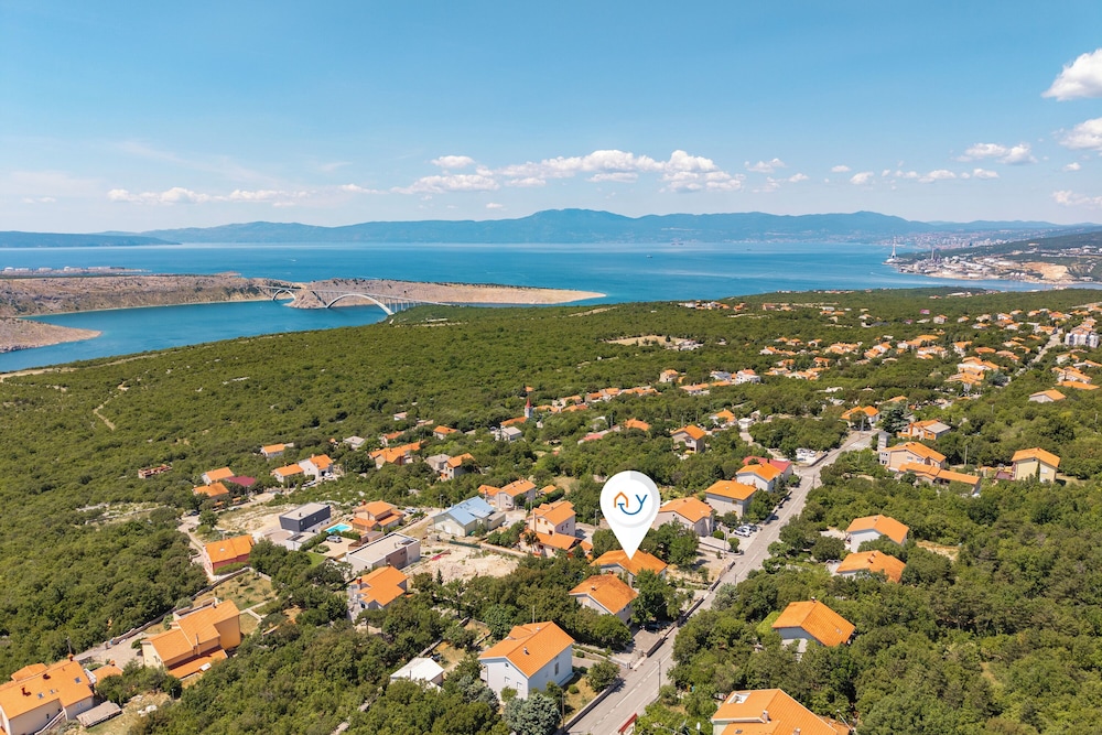 Villa Natali With Pool And Sea View