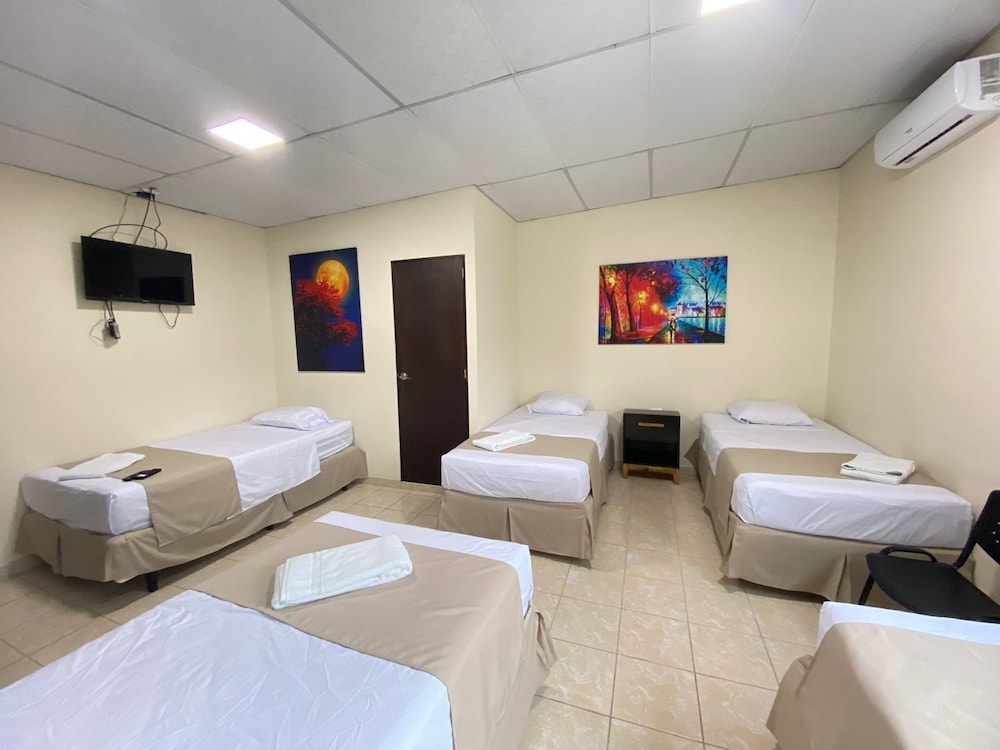 Hotel La Capilla - Suites & Apartments San Benito view 3