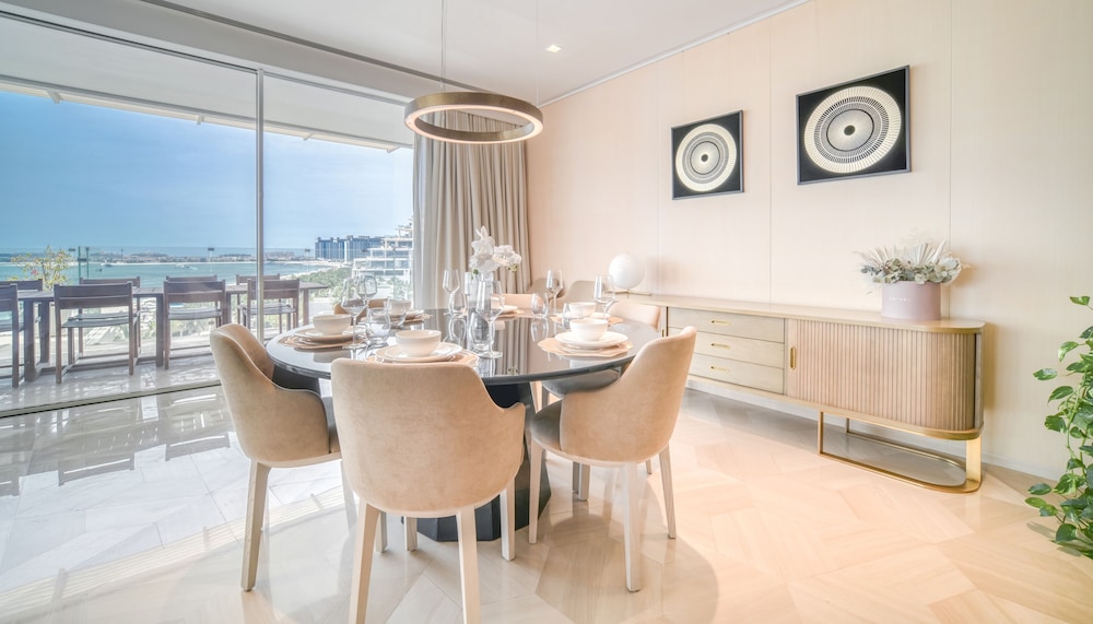 Five Palm Jumeirah Residences -Mint Stay