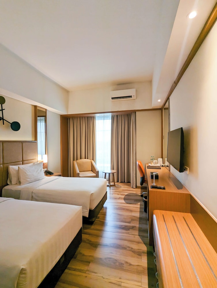 Astanaraya Suites Hotel