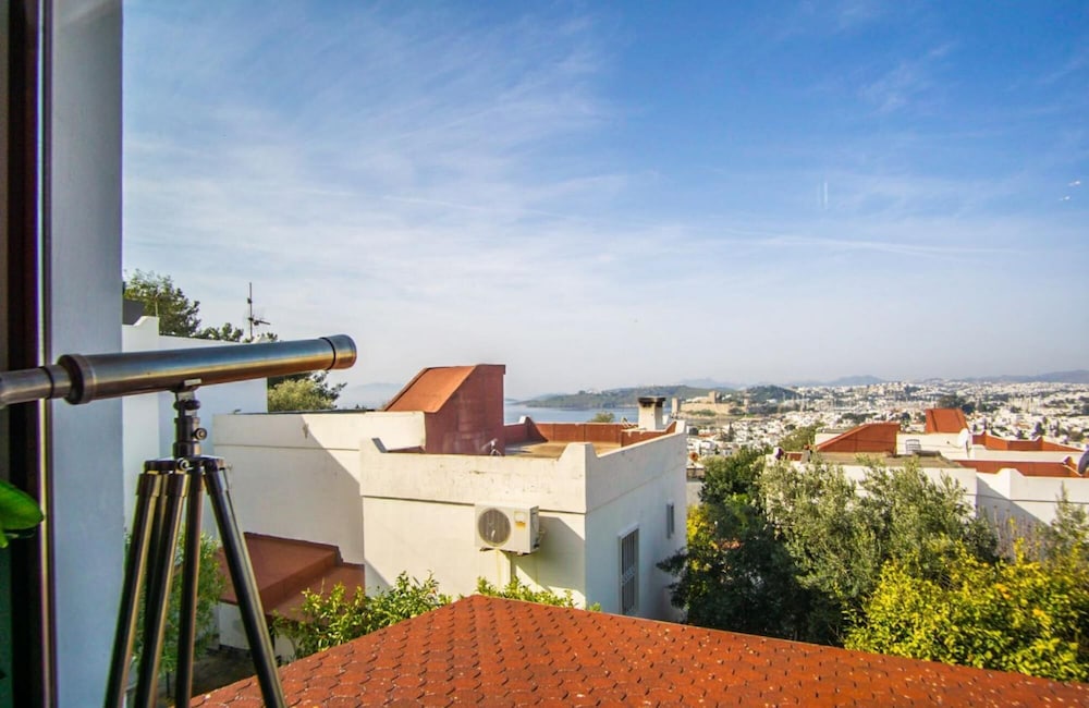 Marvelous Triplex Villa With Private Pool and Impressive View in Bodrum view 3