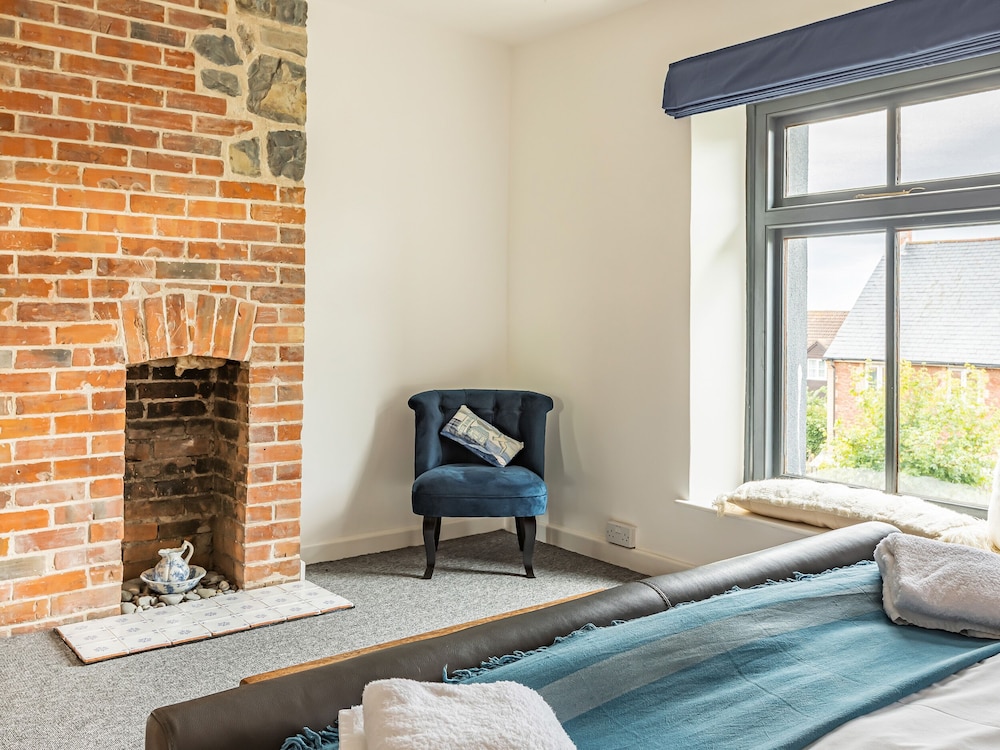 7 Severn Terrace