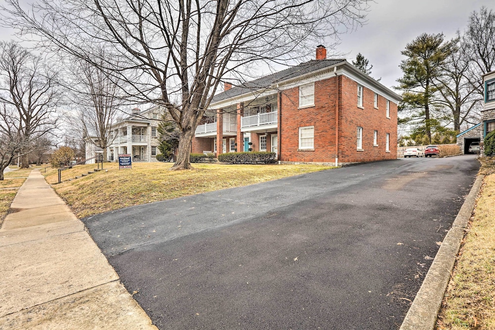 Lexington Vacation Rental 1 Mi to UK! view 5