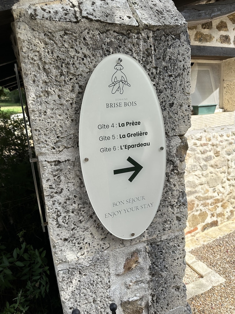 Domaine de Brise Bois - Chambres & Gîtes