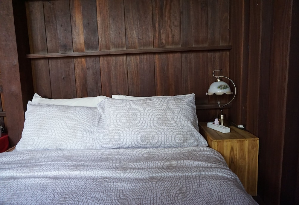 Kaampuju Cafe and Rooms
