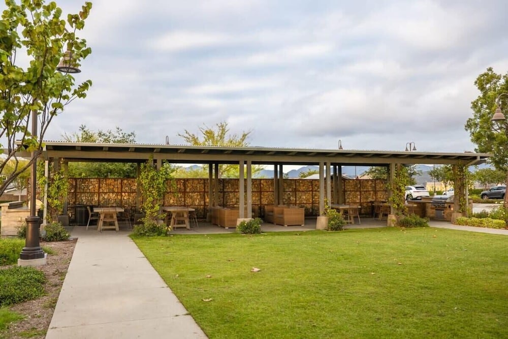 @marbella Lane -amazing 5BR Home in Rancho Mission