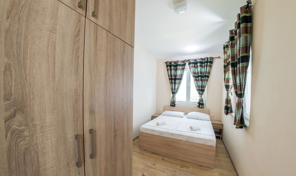 Luxury villa Imperial - with the vineyard views view 4