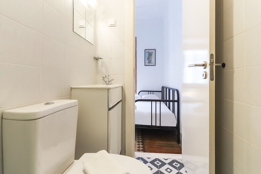 Downtown Vintage Suite III By Homing