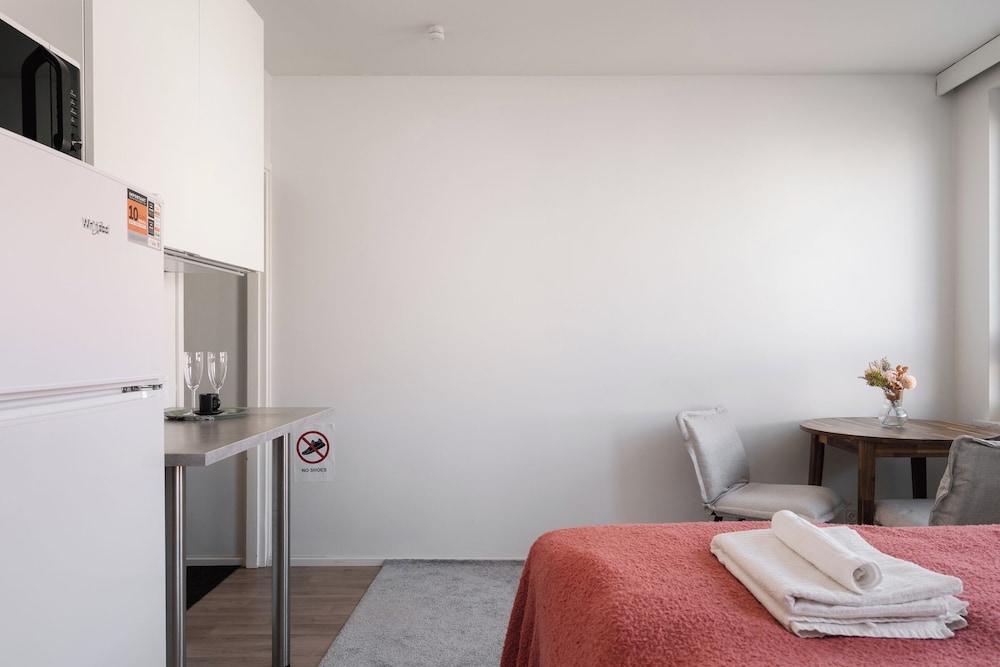 Modern Studio Apartment in Lönnrotinkatu