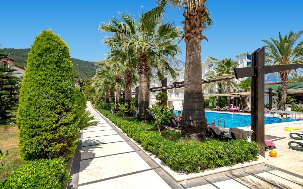 Onkel Resort Hotel