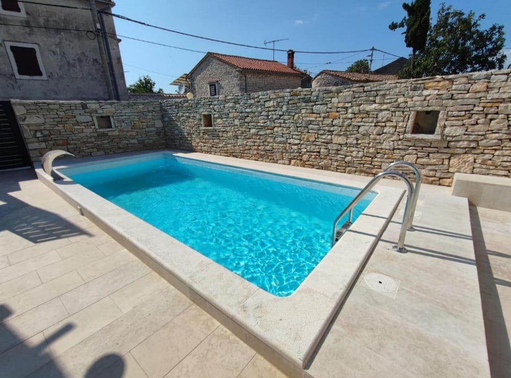 Villa Galant With Pool & Sauna Maružini