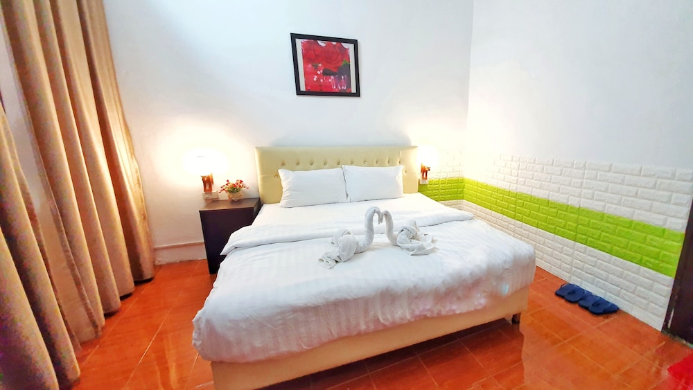 Green Box Hotel - Hostel