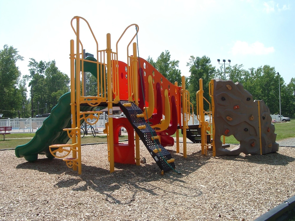 Chesapeake Bay RV Resort Thousand Trails - Campground