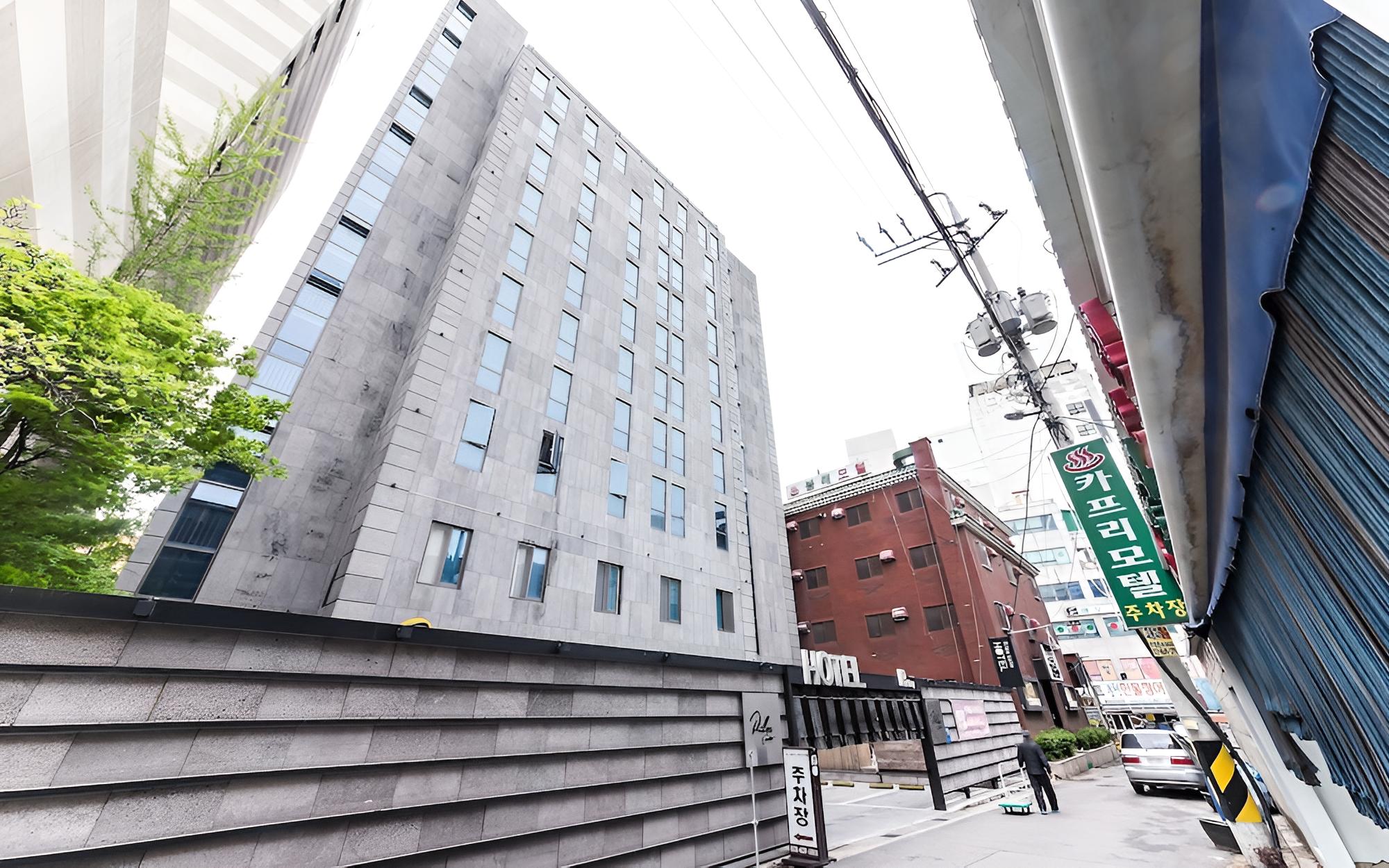 Incheon Ali Suite Hotel