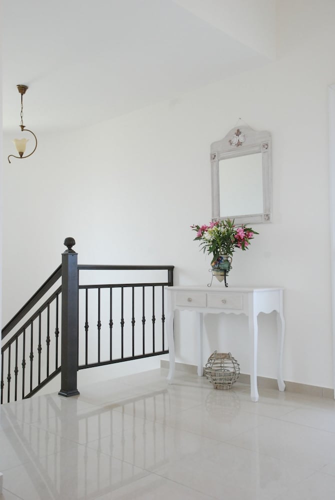 Villa Angelika Two-storey House With Pool for 7