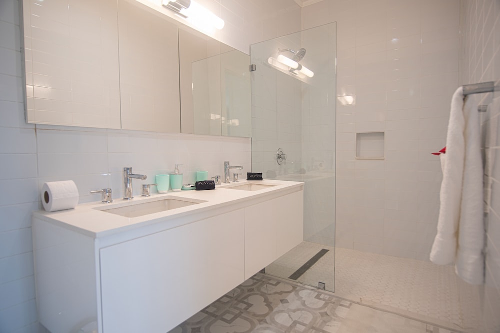 The Cove - Condo Hotel - Perfect Location