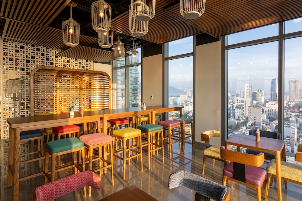 WINK HOTEL DANANG CENTRE, Unscripted by Hyatt 39