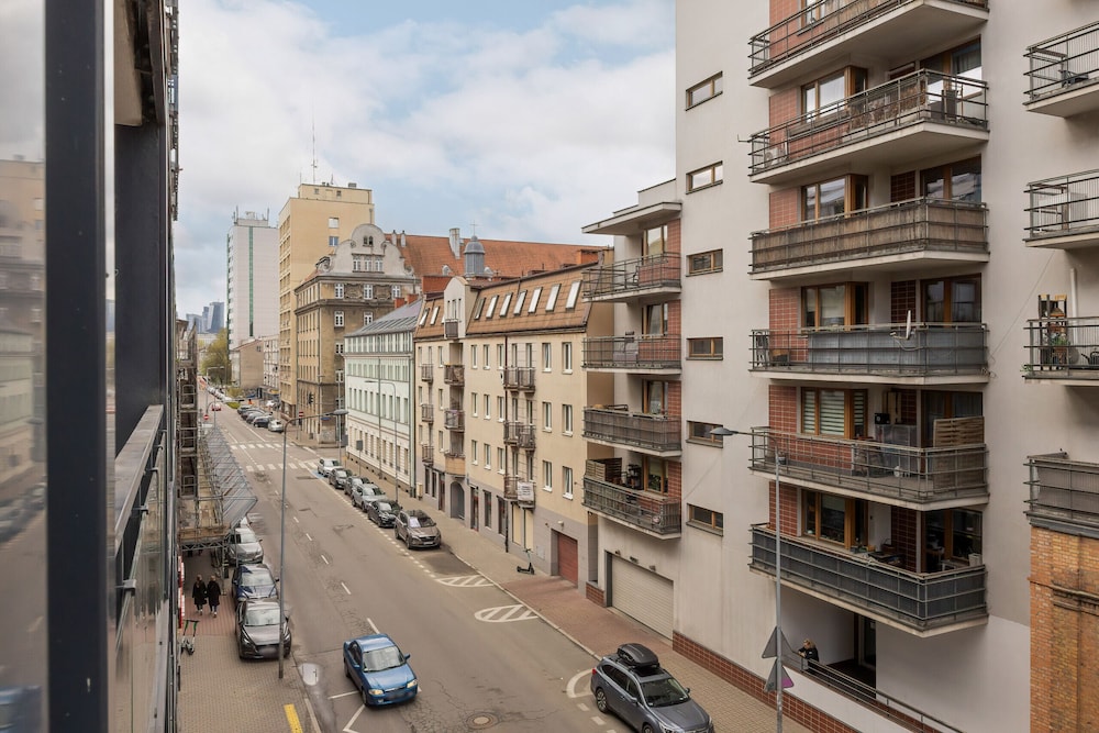 Studio Near The PGE Stadium by Renters