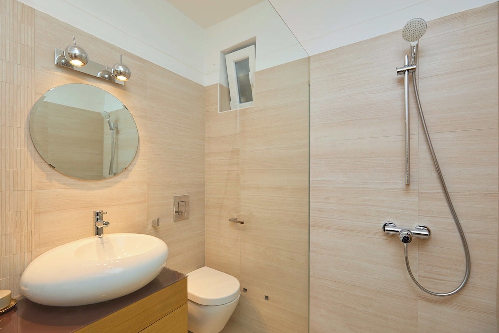 Cityview Apartment