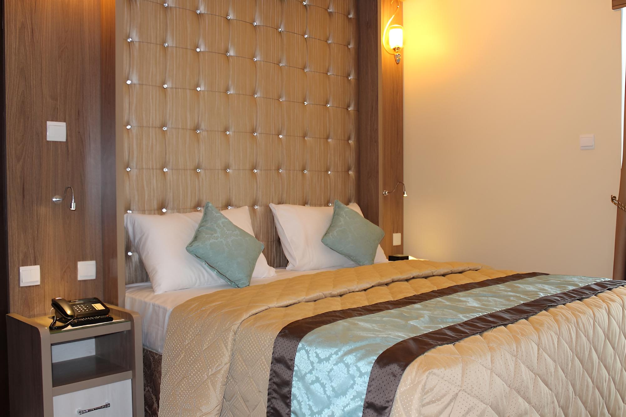 Naif view Hotel By Gemstones