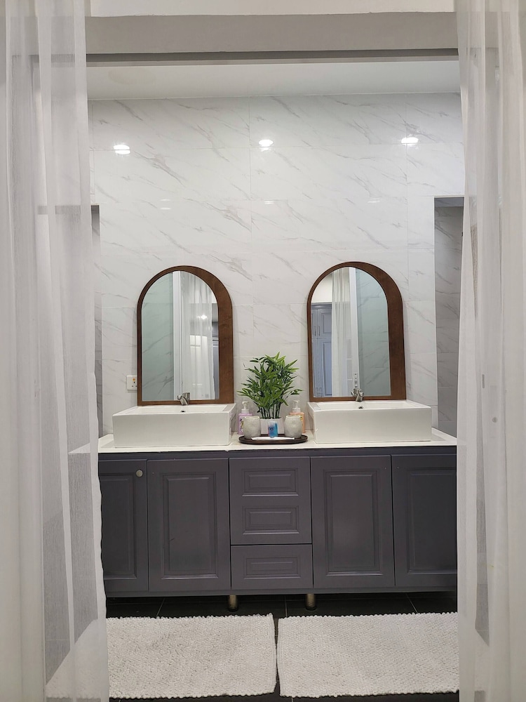 Luxury Tropical Bungalow in Damansara Golden Core