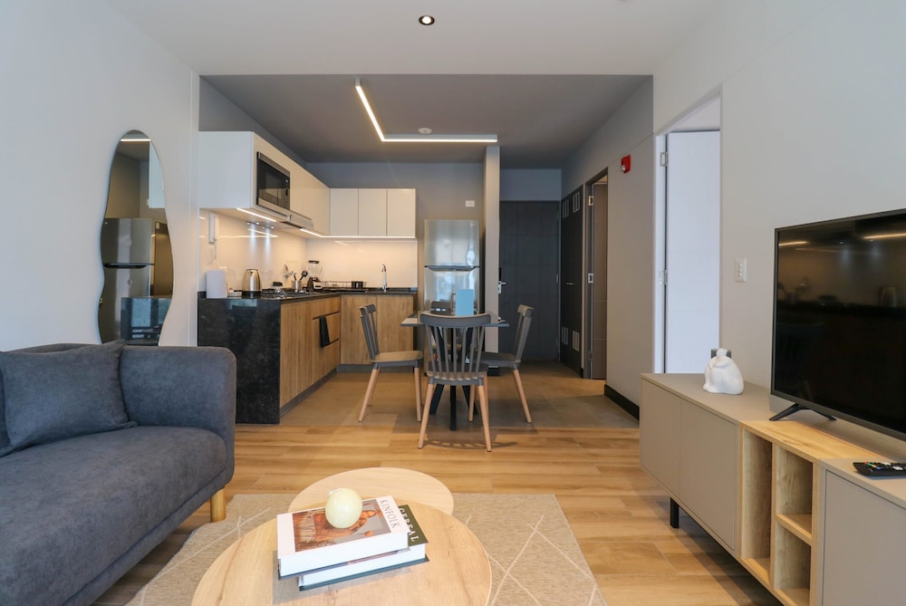 w Stunning 1BR w Perfect View in San Isidro